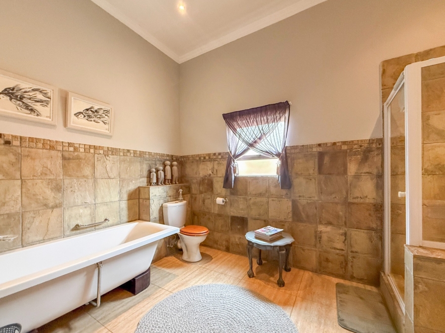 4 Bedroom Property for Sale in Leloko Lifestyle Estate North West